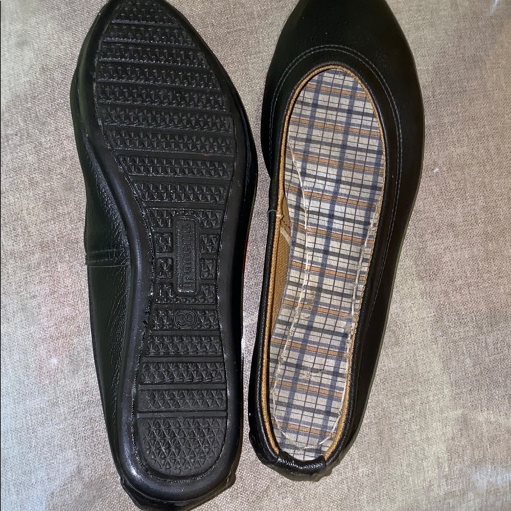 Shoes - Picture 2 of 2